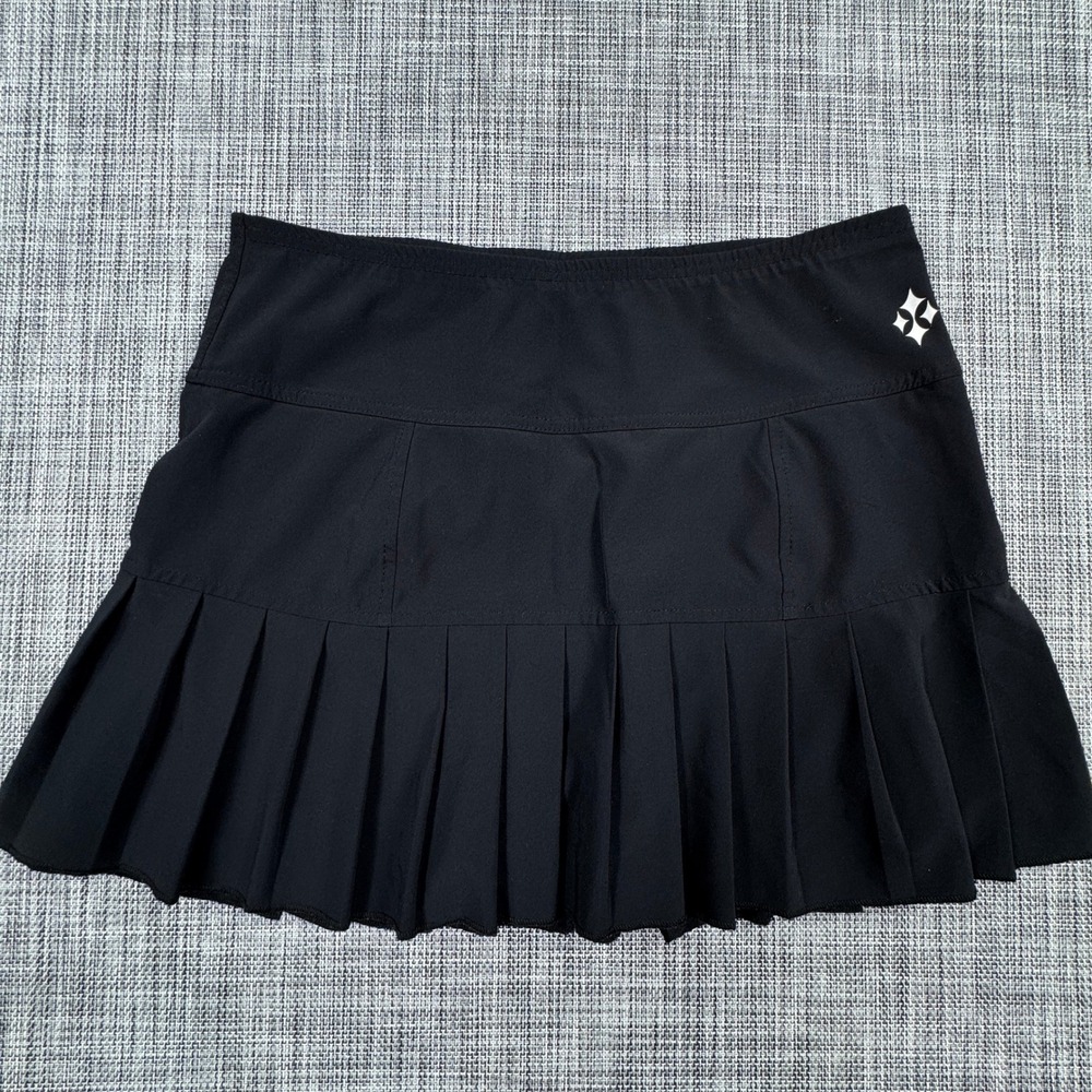 Jofit Womens XS Black Pleated Golf Tennis Skort Athletic Skirt Built-in Shorts